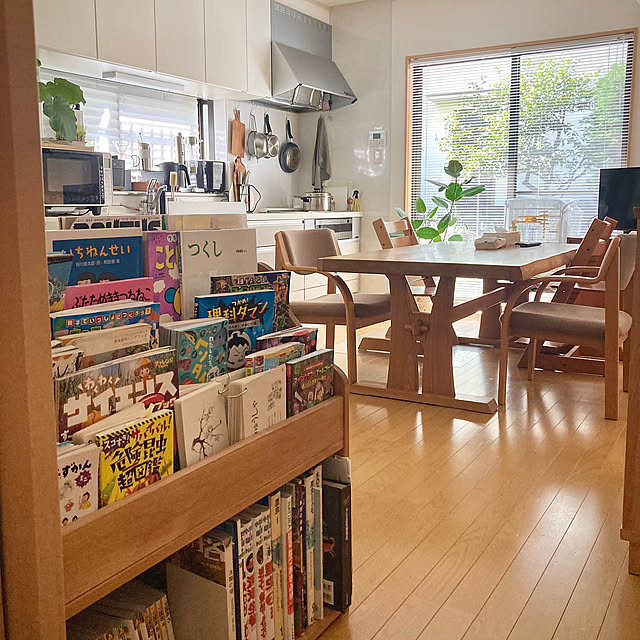 模様替え,平屋暮らし,子どものいる暮らし,こどものいる暮らし,あかちゃんのいる暮らし,本棚,お気に入りはサバイバルシリーズ kaoriの部屋