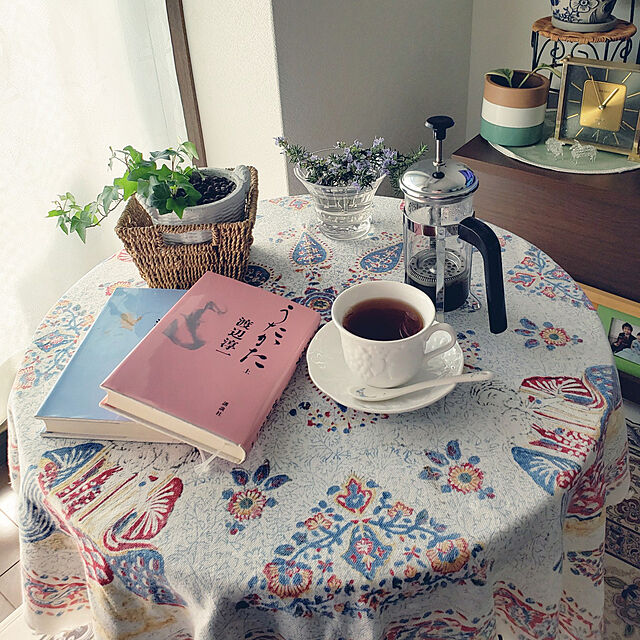 Lounge,癒しセット,アールグレイ紅茶,読書スペース,ラベンダーの花 K0417-M0604の部屋