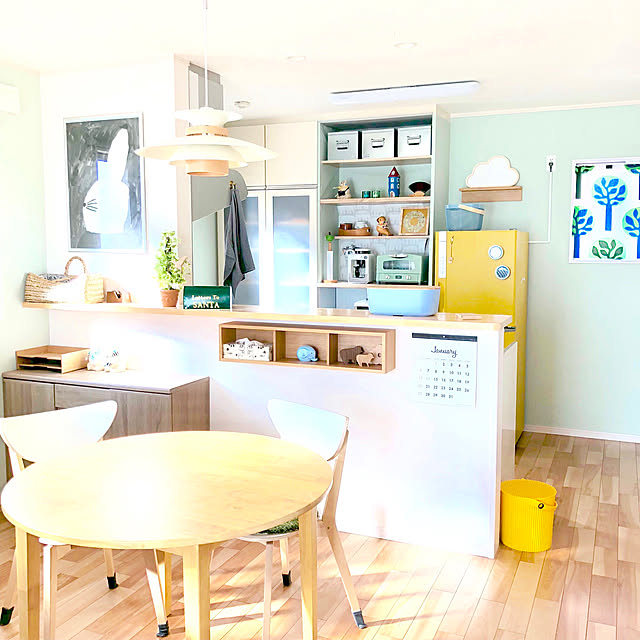 Overview,円形ダイニングテーブル,アラジントースター,トタンボックス,壁に付けられる家具,IKEA,ダイニングテーブル,北欧,北欧ナチュラル,いいね、フォロー本当に感謝です♡,あとでおじゃましますー♡,カラーバケット,しろくま貯金箱,無印良品,fine little day,ポスター necocoの部屋
