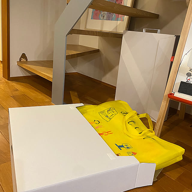 Lounge,収納箱,towerシリーズ,工作好き,こどものいる暮らし,こどもと暮らす。,こどもの作品,すっきり暮らす,中庭のある家,メモリアルボックス sznoieの部屋