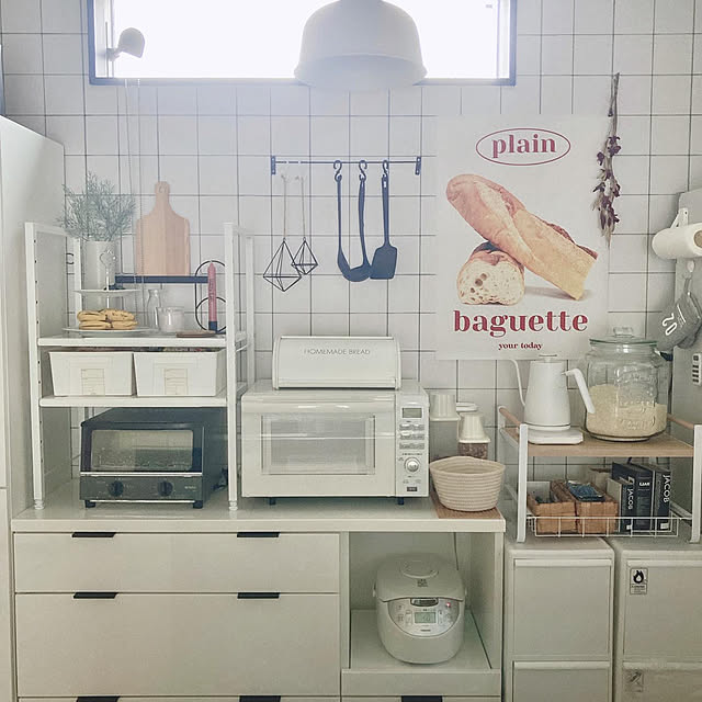Kitchen,ダイソー,モノトーン,ホワイトインテリア,ニトリ,カフェ風,チェック柄,つるして収納,アイアンバー,セリア,アイアン素材,北欧インテリア,狭小住宅,北欧モダン,簡単DIY,セルフリノベーション,海外インテリアに憧れる,プチプラインテリア,建売住宅,２人暮らし,子どもと暮らす,韓国インテリア,DIYのおうち,ポスター,アートのある暮らし,SHEIN aomaの部屋