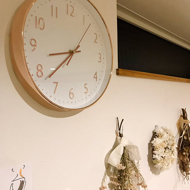 On Walls,時計,ナチュラル,IKEA,DIY,癒し,ドライフラワー,IKEA 雑貨,スワッグ,お花のある暮らし,お気に入りの時計,ピンクゴールド,おうち時間,リビングインテリア,かけ時計 saoの部屋