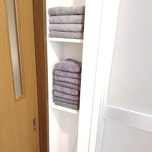 Bathroom,タオル収納,タオル,水まわり,洗面所,洗面所 収納,収納アイデア,収納,ストック置き場,洗面所 棚,賃貸でも諦めない！ oomiの部屋