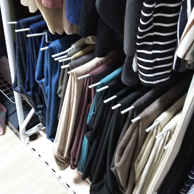 Bedroom,吊り下げ収納,ハンガー統一,ホワイト,ハンガーラック,団地住まい,ボトムスハンガー runaの部屋