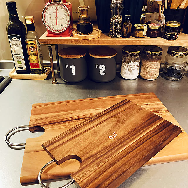 まな板,IKEA,DIY,セリア,3COINS,カインズ,キッチン大改造,キッチンカウンター,男前,ブライワックス ジャコビアン,暮らしを楽しむ,キッチン背面棚DIY,キッチン棚,ニトリ,雑貨,Kitchen Royの部屋