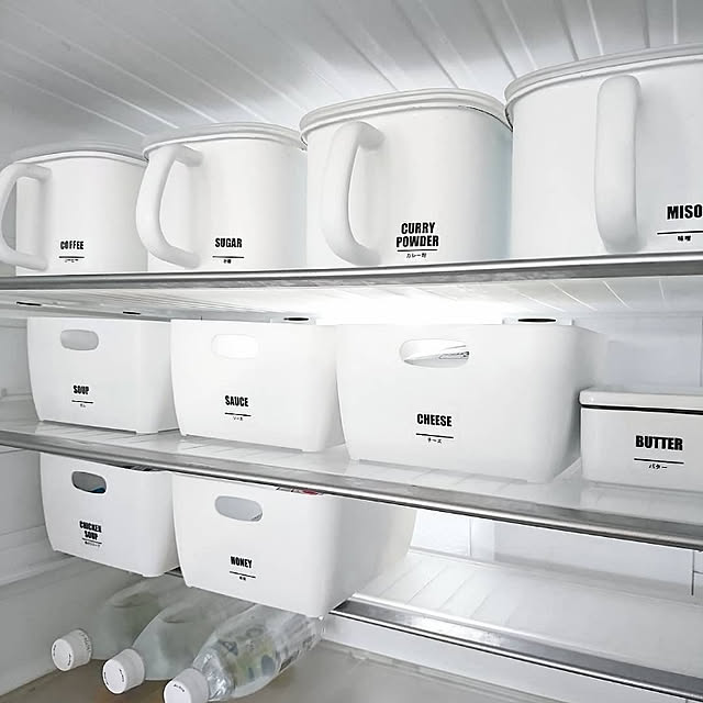 Kitchen,収納,モノトーンインテリア,モノトーン,ホワイトインテリア,100均,Daiso,モノトーン収納,冷蔵庫収納,整理整頓,シンデレラフィット,Insta⏩mayumimi.24 mimi24の部屋