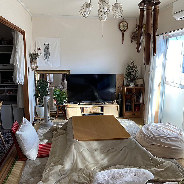 Lounge,こたつ布団,座椅子,こたつのある部屋,こたつ,クリスマスツリー,記録用,古い賃貸,ふたり暮らし,心地よい暮らし,穏やかな日常に感謝 kurokoの部屋