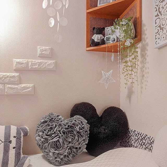 Bedroom,クッション,インテリア,ワンルーム,一人暮らし,1K,1R,レオパレス,ひとり暮らし,1K 1人暮らし,グレーインテリア,一人暮らしインテリア,1R 一人暮らし,レオパレスでも諦めない,レオパレスインテリア,レオパレスだからできる事,賃貸でも諦めない！,セリア,間接照明のある暮らし,レオパレス21,ベッドサイド,ジェラートピケ,フランフラン,gelato pique,Francfranc,Francfrancのある暮らし,賃貸インテリア,1K ひとり暮らし megurinの部屋