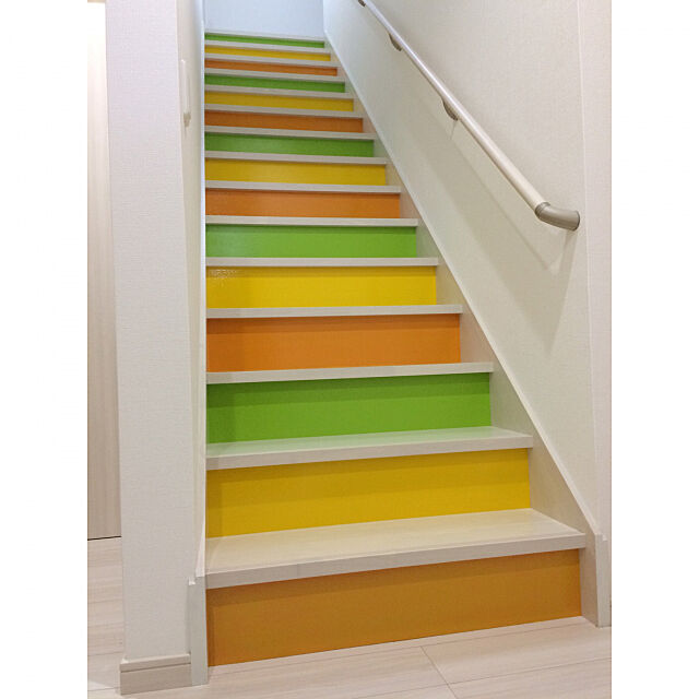Overview,マイホーム,オレンジ,黄緑,黄色,階段,島暮らし kiiro-channelの部屋
