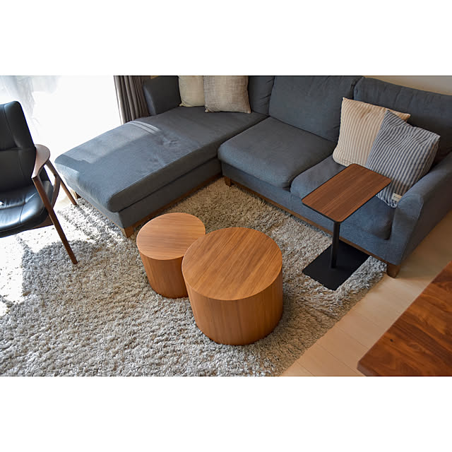 Lounge,L字型ソファ,サイドテーブル,山崎実業 tower,読書スペース,インテリア,シンプル,シンプルモダン,ナチュラルインテリア,北欧インテリア,シンプルが好き,シンプルインテリア,シック tkf-0705の部屋
