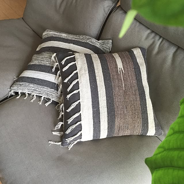Lounge,リメイク,クッションカバー,模様替え,3Coins,マット,クッションカバー 手作り,マットリメイク,ニット Kaneyukiの部屋