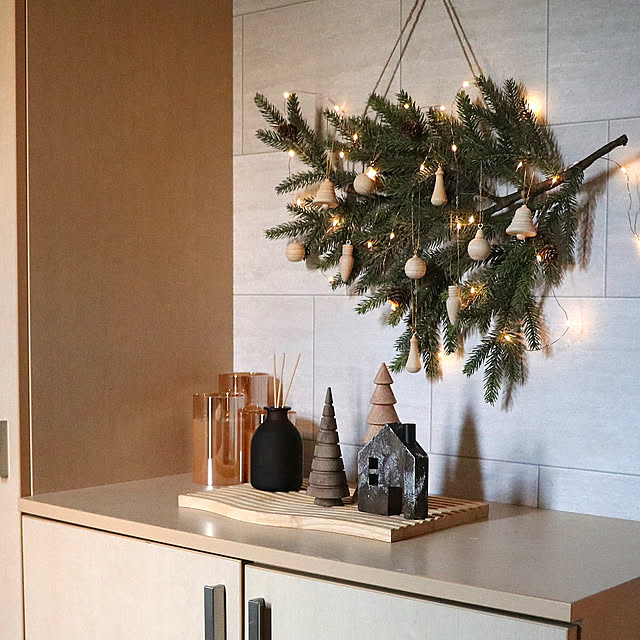 Entrance,コメントスルーでお願いします,グレージュ,LAKOLE,Studio Clip,モミの枝,玄関ディスプレイ,クリスマス,北欧,シンプル,北欧インテリア,シンプルナチュラル,飾り棚,ディスプレイ,ナチュラルインテリア,壁掛けモミの枝 tomoccoの部屋