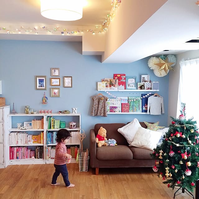 Overview,クリスマス,IKEA,DIY,本棚,ソファ,クリスマスツリー,3Coins kanachの部屋