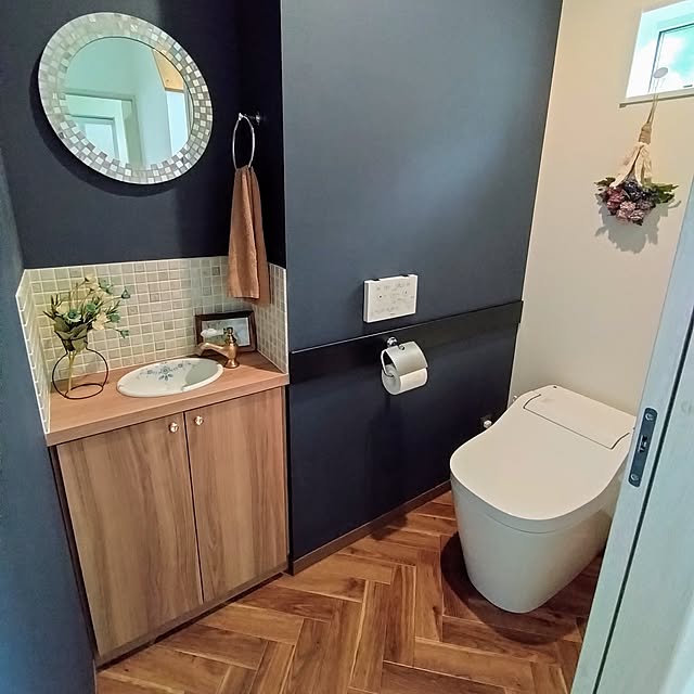 アクセントクロス,マイホーム記録,日々の暮らし,居心地の良い暮らし,子どものいる暮らし,歳の差兄弟,男の子4兄弟,トイレ,Bathroom ri-eの部屋