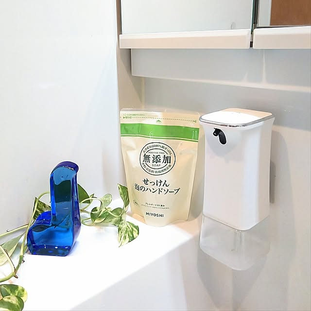 Bathroom,日用品,ミヨシ,せっけん派,無添加石鹸,泡のハンドソープ,オートディスペンサー,自然派,肌に優しい,詰め替えタイプ,イベント参加なのでコメントお気遣いなく♡,ハンドソープ,イッタラ×ミナペルホネン,洗面所 h.t.の部屋