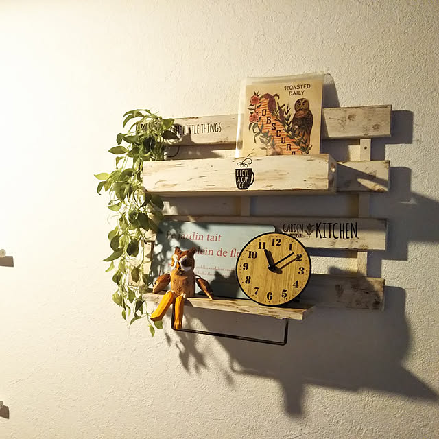 Kitchen,ウォールデコレーション,セリア,いなざうるす屋さん,3COINS,棚DIY shinoの部屋