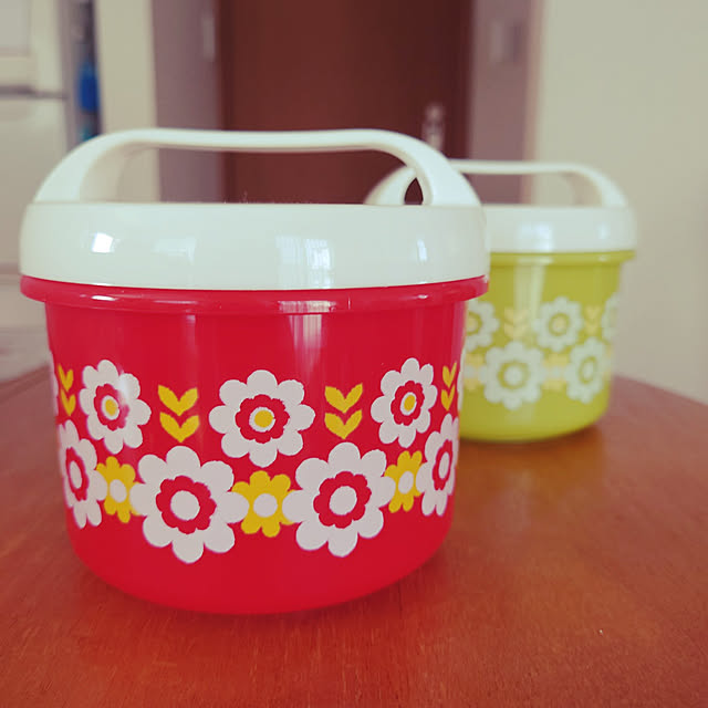 セリア,seria,小物入れ,小物ケース,ソーイングセット,ソーイングケース,sewing,繕い物,可愛い,レトロ,百均,Lounge,目に毒,炊飯器 yoco-pandaの部屋