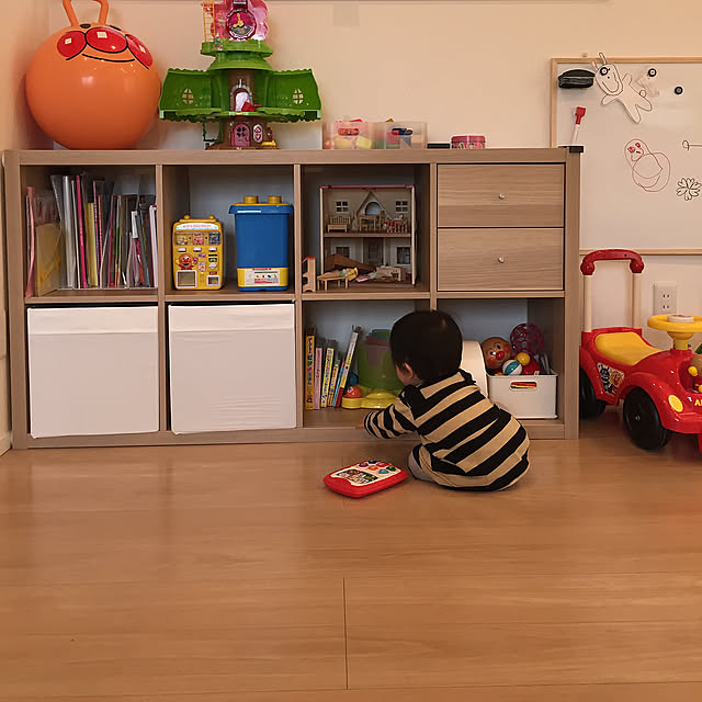 Lounge,おもちゃ収納,IKEA,カラックス,一条工務店,一歳児,北欧に憧れる,姉妹 harurisaの部屋