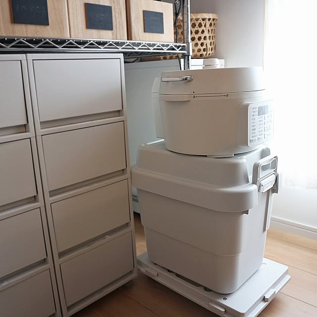 Kitchen,キッチン収納,無印良品,シンプル,モノトーンナチュラル,シンプルインテリア,整理収納,賃貸インテリア,賃貸のキッチン,ミニマムに暮らしたい,狭いスペースを生かしたい,狭いスペースを有効活用,狭くても心地よく aya_blueの部屋