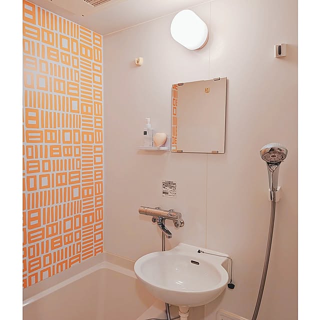 Bathroom,幾何学模様,壁紙屋本舗,お風呂にも貼れる剥がせる壁紙,お風呂にも貼れる壁紙,インテリア,ワンルーム,一人暮らし,1人暮らし,1K,1R,レオパレス,ひとり暮らし,賃貸インテリア,1K 1人暮らし,賃貸でも諦めない！,ひとり暮らし 1K,1K ひとり暮らし,一人暮らし 1K,レオパレス21,1人暮らし 1K,せまくても諦めない！,レオパレスでも諦めない,レオパレスだからできる事,アクセントクロス,バスルームインテリア,リファファインバブルU,リファファインバブル megurinの部屋