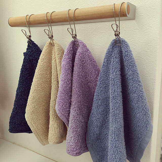 Bathroom,木製タオル掛け,タオル掛け,ヒオリエ,タオル色分け,手拭きタオル,フェイスタオル,洗面所 satochiyoの部屋
