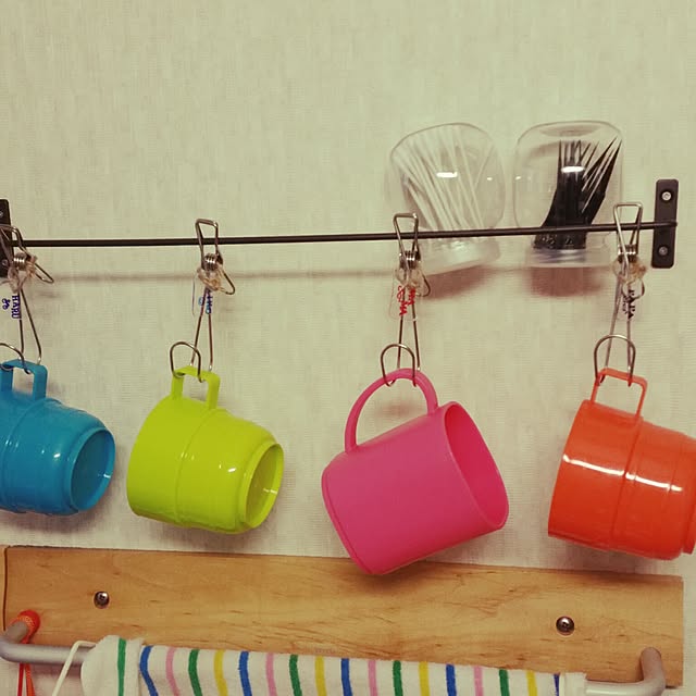 Bathroom,ついにピンクGET!,歯みがきコップ,いつもRCのみなさんありがとう♡,LIVE IN THE ROUGH!,Daiso,洗面室要員,プラ板,NEW歯磨きコップ,セリアアイアンバー,プラ板でネームタグ,コップは各々形が違うのになぜか間違える,ここはナチュラルでも男前でもない annの部屋