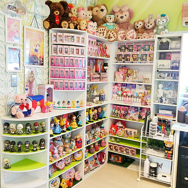 Overview,趣味部屋,オタク部屋,セーラームーン,FUNKO,PC部屋,カラボ,北欧,六畳,フィギュア,ディズニー,飾り棚,QPOSKET,刀剣乱舞,ねんどろいど,ニトリ,まほうのルミティア,星のカービィ,ジバニャン,ポケモン Aniseの部屋