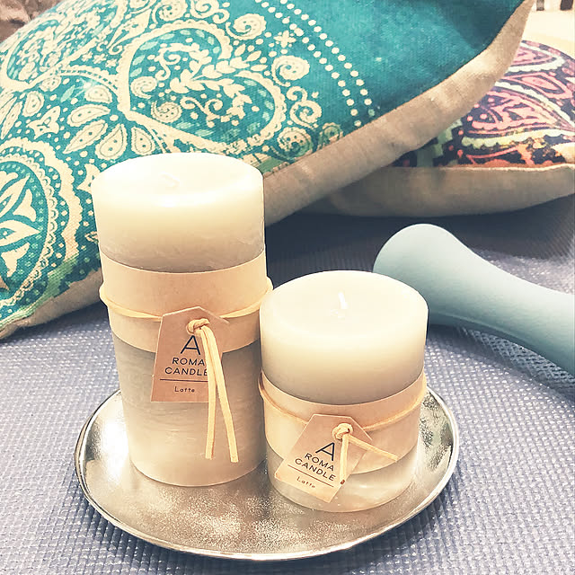 アロマキャンドル,キャンドルホルダー,クッション,ヨガルーム,アジアンリゾート,バリリゾート,ニトリダンベル,ニトリトレイ,ニトリキャンドル,Overview achuの部屋