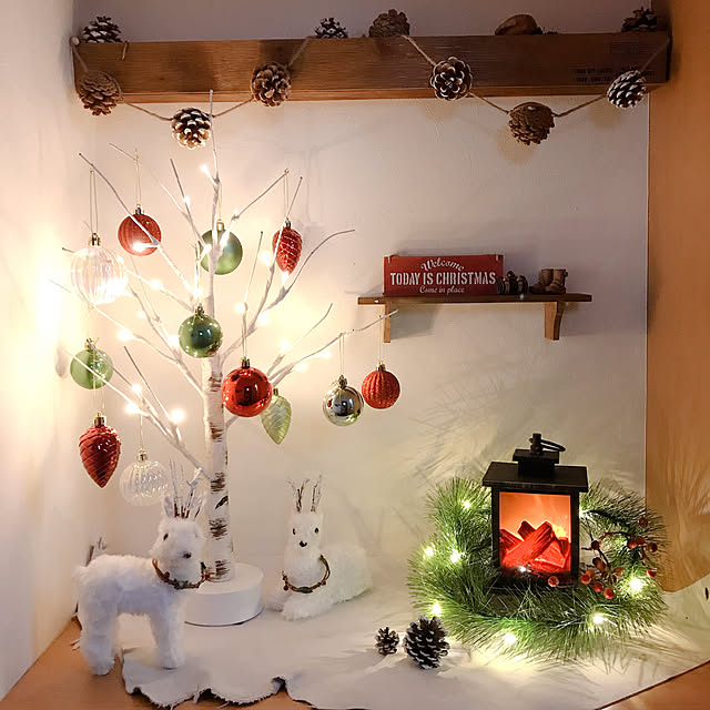 ニトリ2020クリスマスモニター,クリスマスコーディネート,おうち時間,クリスマス,ニトリ,ハンドメイド雑貨,ナチュラルインテリア,LEDライト,革小物,白樺ツリー,100均,突っ張り棒で棚,セリア,Entrance norikoko310の部屋