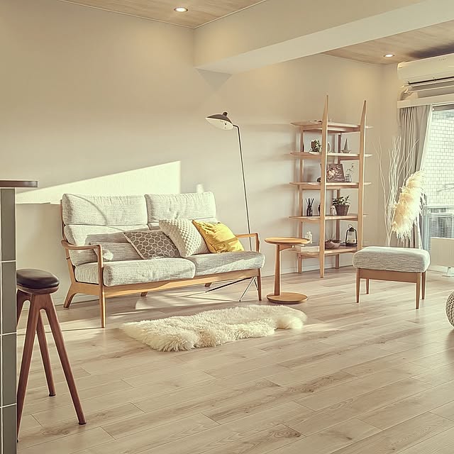 Lounge,シンプルインテリア,マンションインテリア,快適な暮らし,飛騨産業のソファー,セルジュムーユ Lunaの部屋