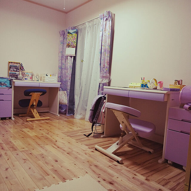 My Desk,ニトリ,女の子の部屋,子ども部屋 女の子,子ども部屋,ニトリの机&椅子,姉妹の部屋 shi-saの部屋