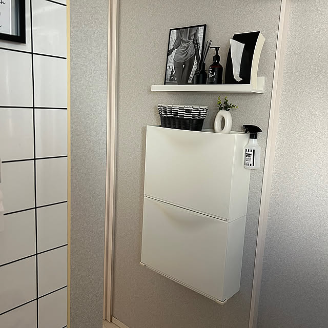 On Walls,フェイスタオル収納,ハンガー収納,IKEA,洗面所 収納,収納スペース,モノトーン YU-RIの部屋
