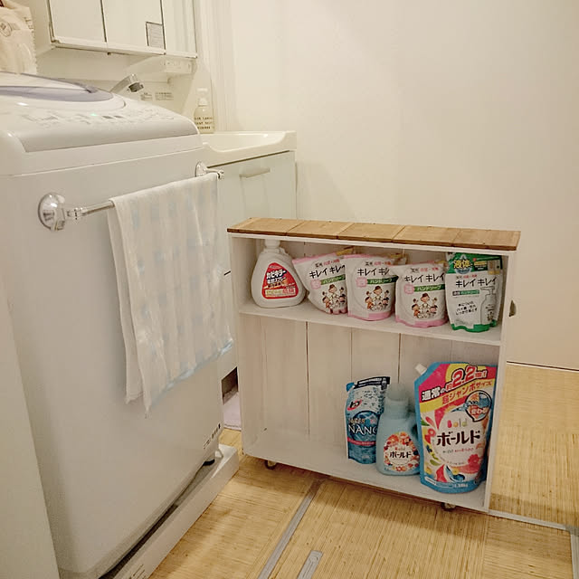 Bathroom,洗濯機まわりの収納,いいね&フォローありがとうございます☆,隙間収納DIY,インスタ、rice09rc,ナチュラル,ナチュラルインテリア,洗面スペース,ナチュラル雑貨,すのこリメイク,洗面所,脱衣場 riceの部屋