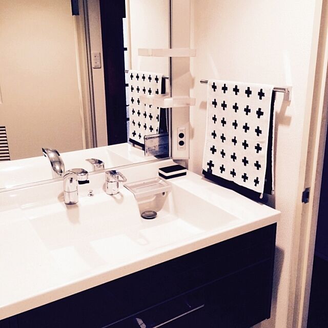 Bathroom,洗面所,sisdesign MONOTONE,モノトーン,シンプル,クロス柄,タオル,KEYUCA nohaaa_213の部屋