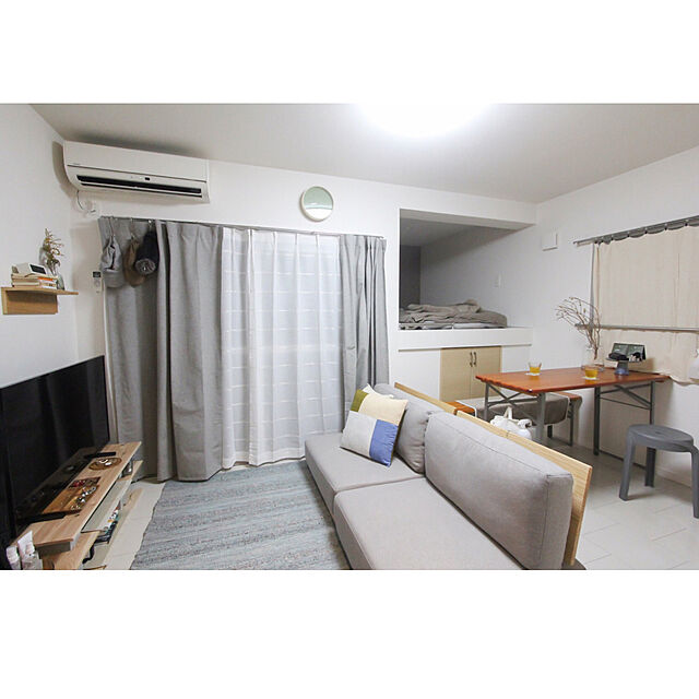1K,賃貸,1K ひとり暮らし,1K6畳,ソファ,ロフト,ダイニングテーブル,無印良品,せまいおうち,ローソファ,生活感のある家,Overview 4shinoの部屋