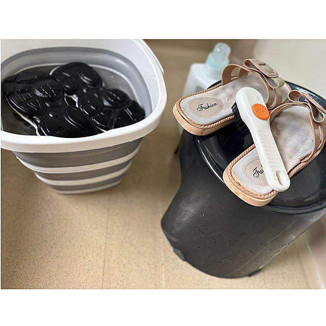 Bathroom,便利グッズ,便利アイテム,水回りグッズ,ニトリバスブーツ,ニトリ,タワー洗濯機横マグネットラック,タワー,スタプロバスチェア,スタンダードプロダクツ,ダイソー折り畳みバケツ550円商品,ダイソー折り畳みバケツ,ダイソー,洗剤が入るブラシ,夏,キャンドゥ,100均アイテム,Can☆Do,RCの出会いに感謝♡,見てくれてありがとう♡ CoCo0617の部屋