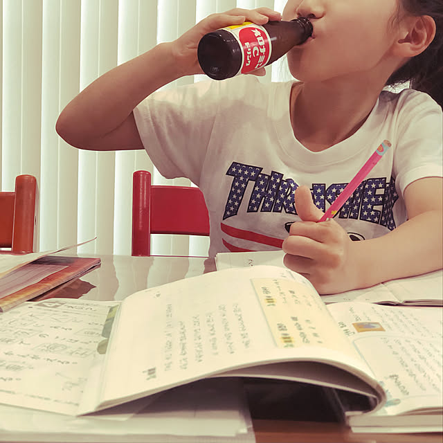 リビング学習,元気ハツラツ,家族の時間,家族で暮らす,オロナミンＣ,家族,大村崑,ファイト一発,オロナミンCといえば大村崑,Lounge,センターレースブラインド,ブラインド,TRIPP TRAPP,トリップトラップ,STOKKE,ストッケ minotakeの部屋