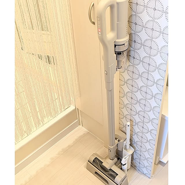 楽天で買ったもの,サイクロン式掃除機,掃除機,充電式掃除機,アイリスオーヤマ,アイリスオーヤマの掃除機,インテリア,ワンルーム,一人暮らし,1人暮らし,1K,ジャーナルスタンダードファニチャー,1R,賃貸インテリア,レオパレス,ひとり暮らし,1K 1人暮らし,賃貸でも諦めない！,ひとり暮らし 1K,1K ひとり暮らし,一人暮らし 1K,レオパレス21,1人暮らし 1K,レオパレスでも諦めない,レオパレスだからできる事,家電 megurinの部屋