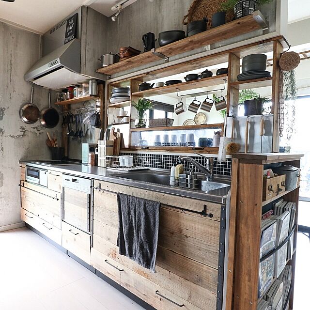 Kitchen,足場板,リメイクキッチン,DIY,セルフリノベーション,Rustic,見せる収納 yupinokoの部屋