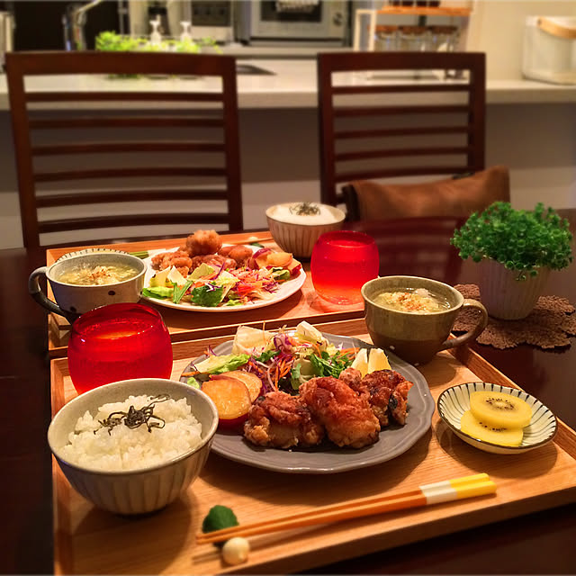 My Desk,IKEAの食器,一汁一菜,マンション暮らし,ニトリの食器♡,無印良品,健康的に過ごしたい☆,ダイニング,箸置き,おうちごはん,晩ごはん,ダークブラウン,野菜が好き♡,無印良品のトレー hiroの部屋
