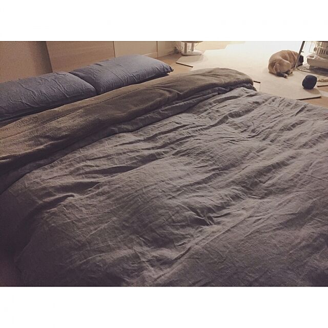 Bedroom,無印良品,布団,賃貸,パグ,犬,ペット,シンプル,犬と暮らす,Instagram:yui____k YUIの部屋