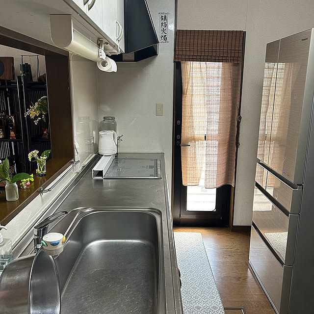 Kitchen,2枚投稿です♡,台所,紫陽花,流し台,花のある暮らし,RCの出会いに感謝♡,Panasonic冷蔵庫,日除けカーテン,暖簾カーテン,T-faL電気ケトル,いつもみてくださり、ありがとうございます,おうちをキレイに保つ習慣,セリアのカエルさん,笑顔が一番,流し台２４年目,花瓶,キッチンカウンター ritsukoの部屋