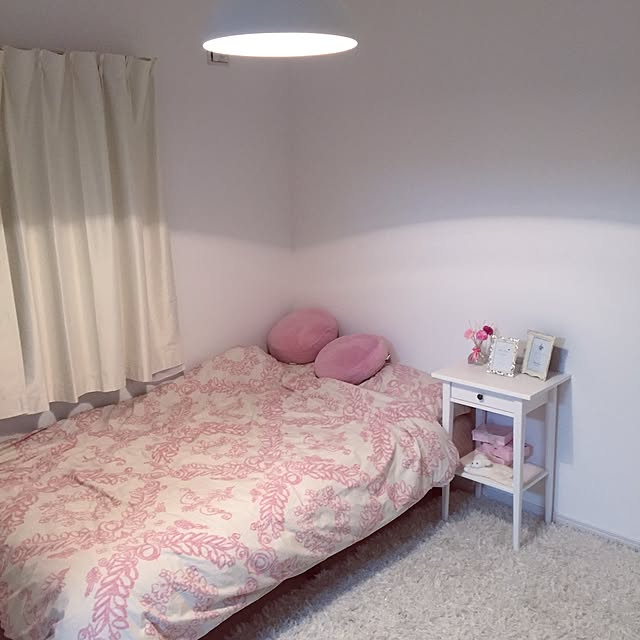 Bedroom,ピンク,ホワイト,一人暮らし,1LDK,新築,賃貸,女の子一人暮らし,ニトリ,フランフラン,IKEA,ベッド周り,ベッドサイドテーブル,ベッドルーム,寝室,シンプル r.happyの部屋