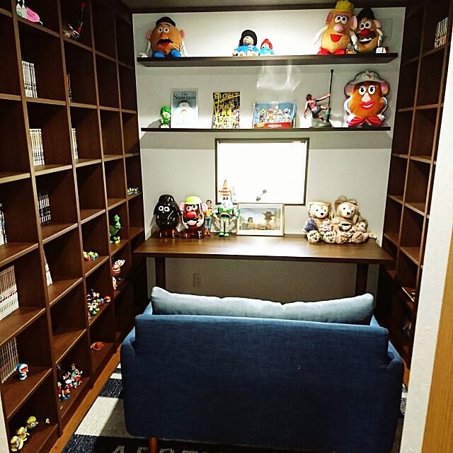 My Shelf,書斎,漫画部屋,フィギュア,小説,雑貨,ソファー,ポテトヘッド,ラグ,トイストーリー,旦那の部屋 raikaimamanの部屋