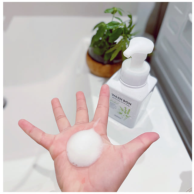 天然ハーブ,癒しの香り,イランイラン&ラベンダー,暮らしのハンドブック2022,WASH BON,香りのある暮らし,ウォシュボン,サラヤ,ハンドソープ,SDGs,モニター当選,お肌に優しい,シンプルなデザイン,サラヤ株式会社様有難う御座います,コメントお気遣いなく♡,フォロワー様に感謝です !,シンプル,見て頂き感謝です♪ so.yuの部屋
