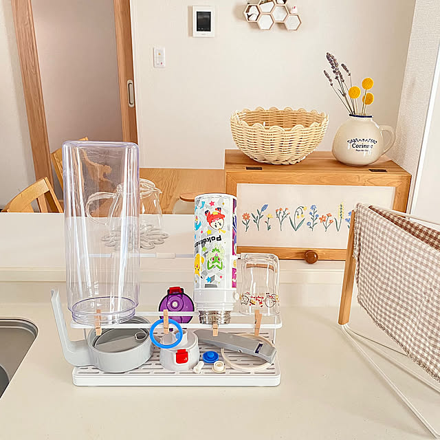 Kitchen,ワイドジャグボトルスタンド,定番アイテム,ダイニング,DIY,salut!,3COINS,建売住宅,こどもと暮らす,こどものいる暮らし,コメントお気遣いなくです⑅◡̈*,ダイソー,towerシリーズ,RoomClipショッピング,ドライフラワー namiの部屋