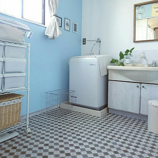 Bathroom,洗面所,中古住宅,漆喰壁DIY,ペンキ壁DIY,クッションフロアDIY,タイルDIY,ニトリ,手作り洗面所,カインズのペンキ,whitycolors akooの部屋