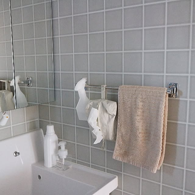 ティッシュケース,シンプルインテリア,すっきり暮らしたい,心地よい暮らし,すっきり暮らす,買ってよかったもの,無印良品,ホワイトインテリア,Bathroom aya_blueの部屋