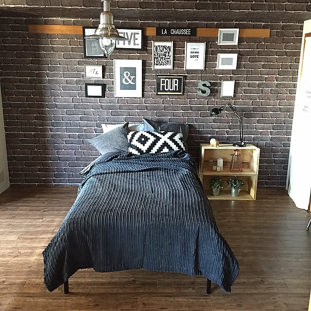 IKEA,フレームディスプレイ,元和室,ベッドルーム,団地リノベーション,JKK東京×RoomClip,ブルックリンスタイル,レンガ柄壁紙 akiの部屋