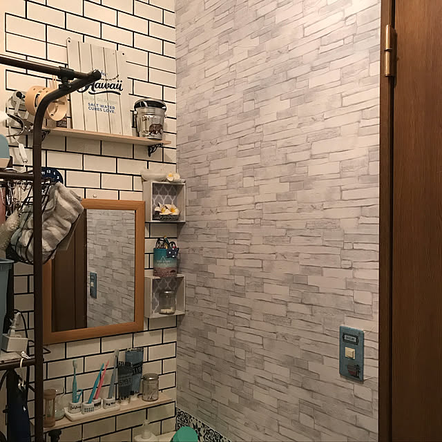 Bathroom,洗面台リメイク,モロッカン柄,サブウェイタイル柄,ダイソー,100均,DIY,セリア,キャンドゥ,リメイクシート,賃貸,ダイソー細レンガ,キッチン壁用シート sugarの部屋